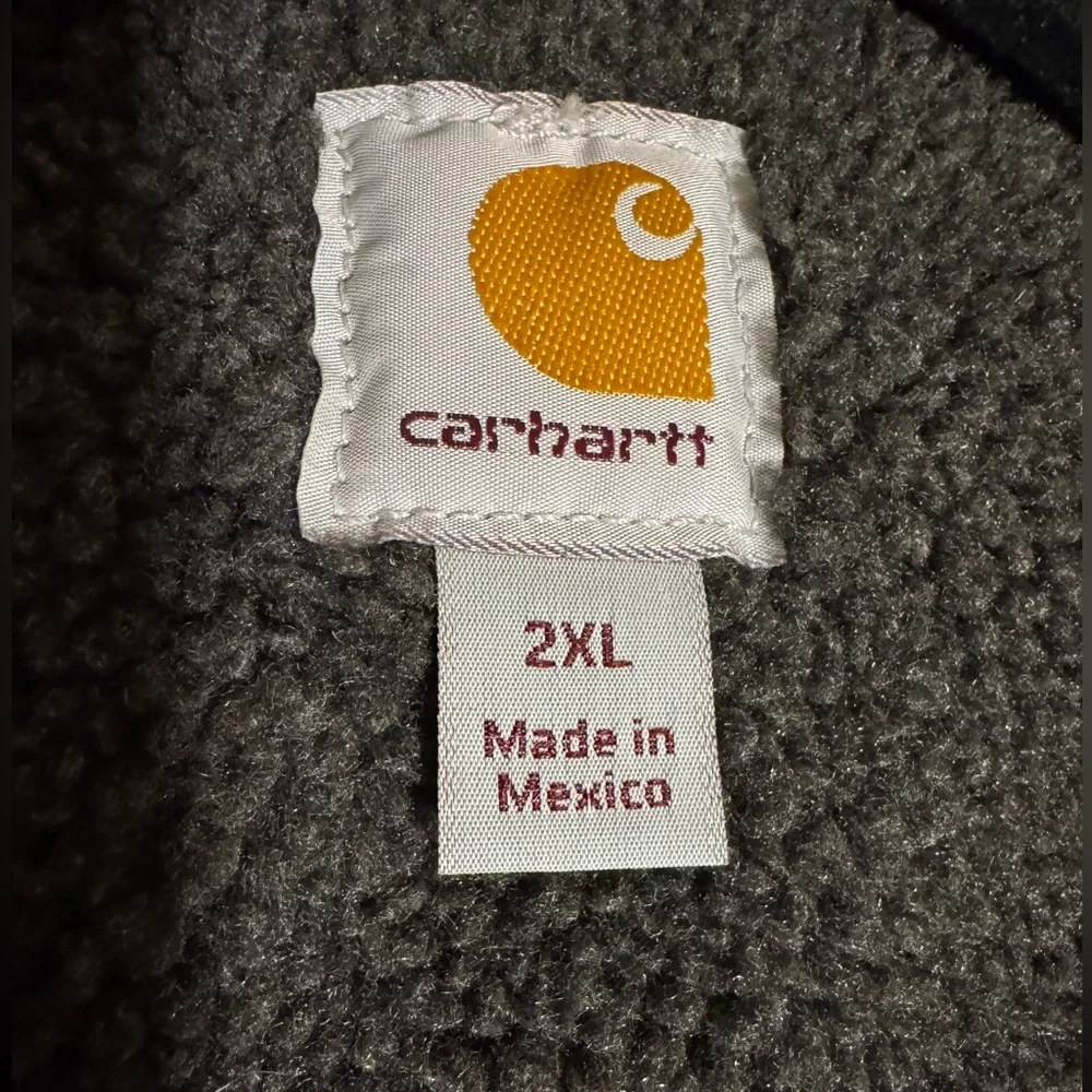 Carhartt great preowned